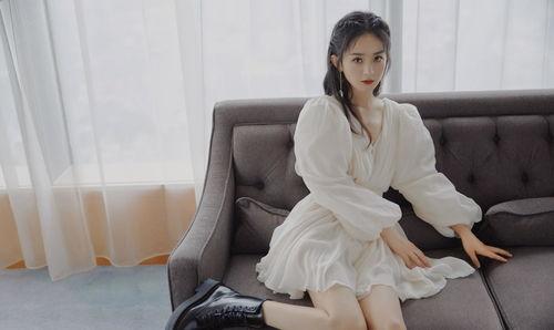 圈内人爆料赵丽颖王一博,圈内人爆料恋情真相揭晓  第1张